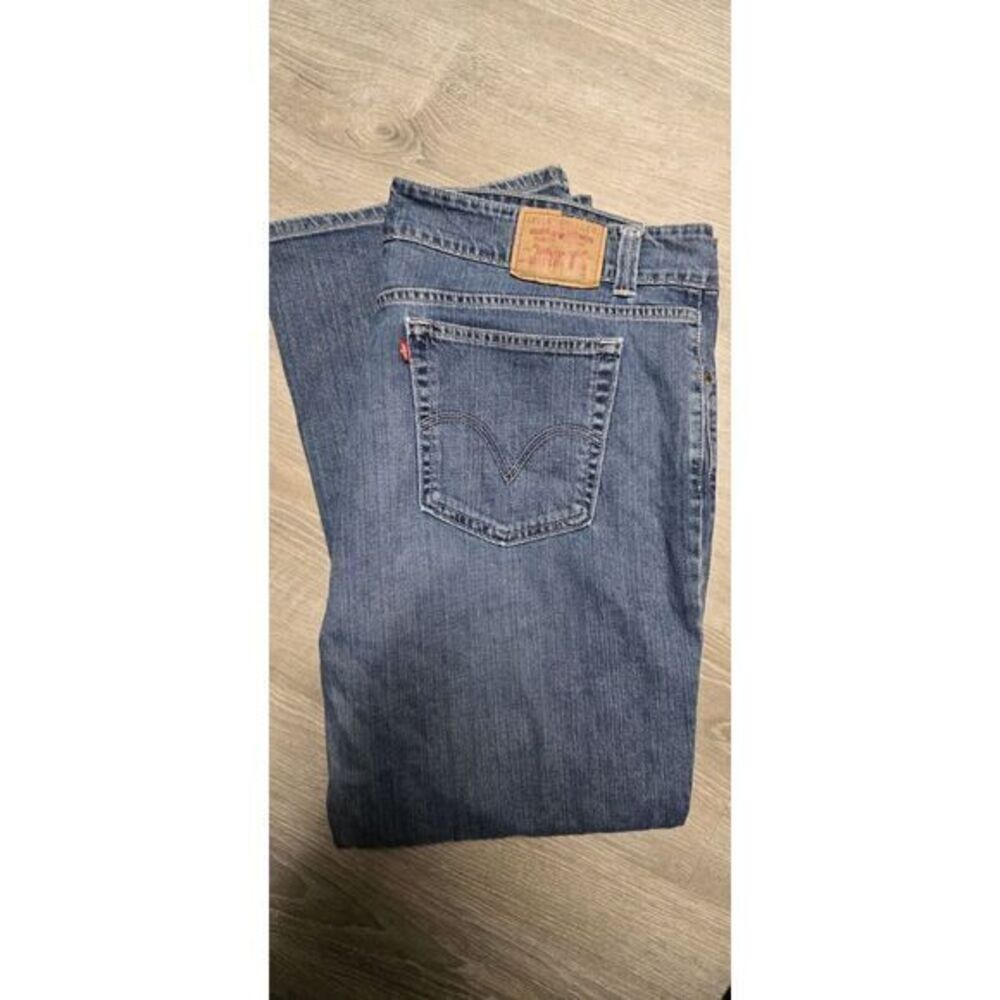 Levi's Women's 528 Curvy‎ Bootcut Jeans Size 23 JR M